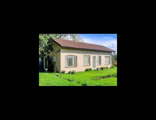 15,295M² SMALLHOLDING FOR SALE IN BREDELL